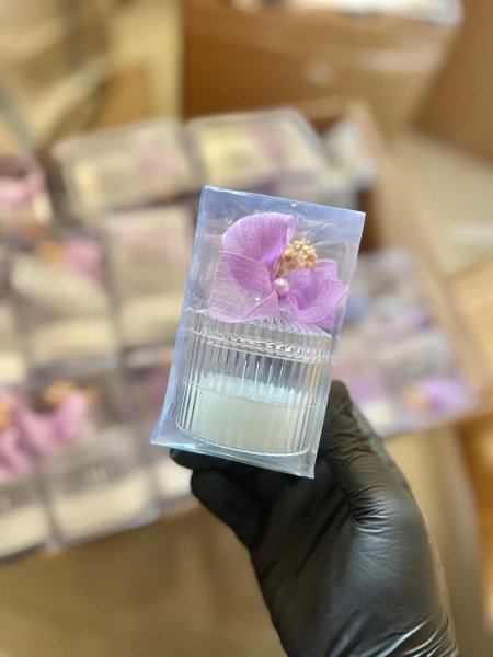 اكريليك وردة ينفسجي